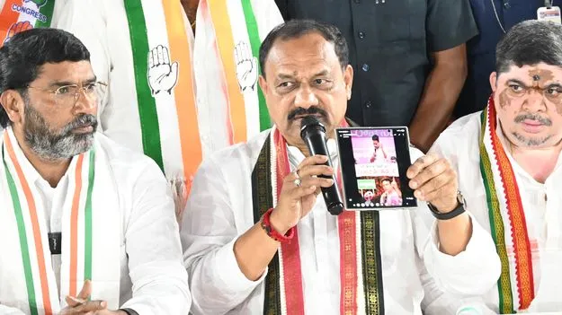 Congress TPCC chief Mahesh Goud: జూబ్లీహిల్స్‌లో బీఆర్‌ఎస్‌కు ఓటేస్తే బీజేపీకి వేసినట్లే..