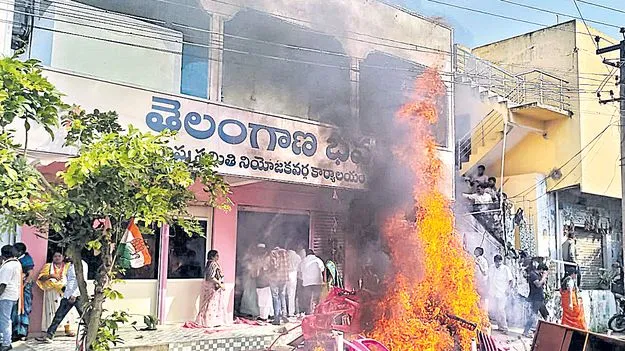 High Tension Erupted in Manuguru: బీఆర్‌ఎస్‌ X కాంగ్రెస్‌ 