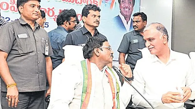 Vivek and Harish Clash: వివేక్‌, హరీశ్‌ మధ్య మాటల యుద్ధం