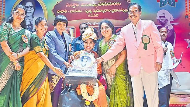 CulturalEvent: సామూహిక చైతన్య సాధనాలే కళలు, సాహిత్యం 