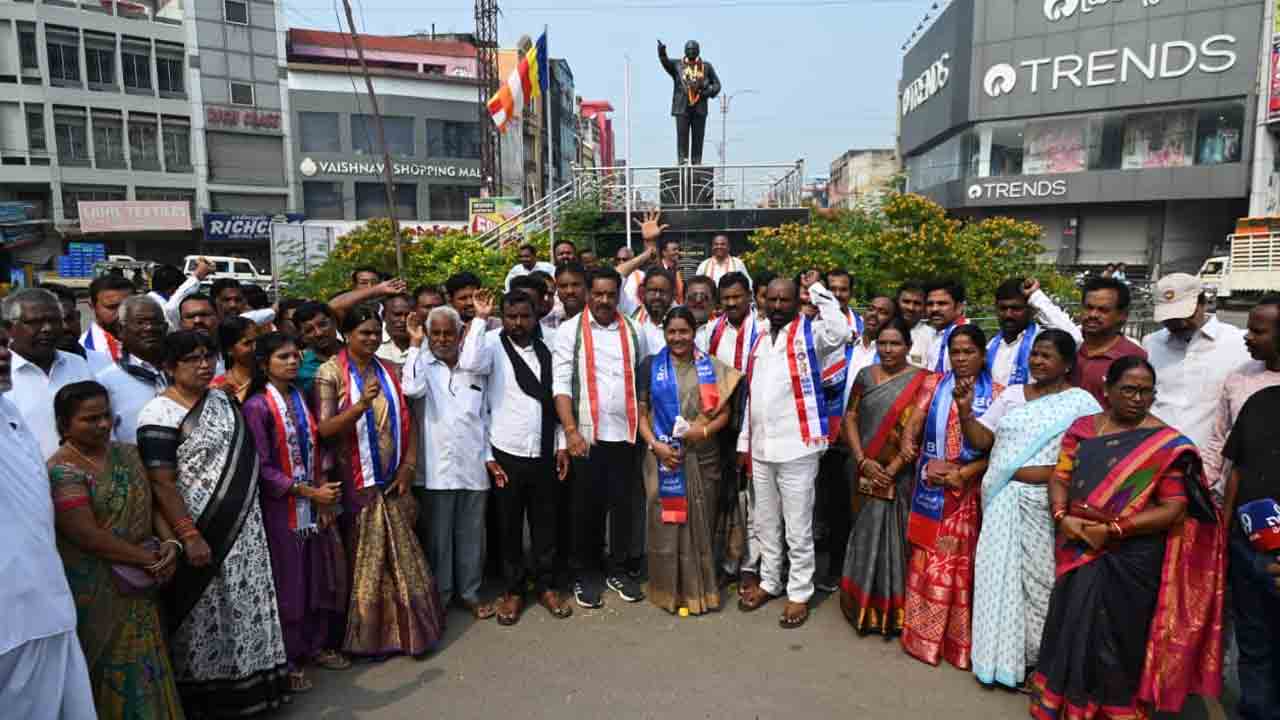 Telangana BC Bandh: తెలంగాణ వ్యాప్తంగా బీసీ బంద్ నిరసనలు.. 