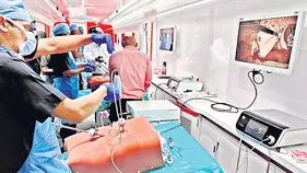 Laparoscopic Surgery: కదిలొచ్చే.. వైద్య విద్యాలయం!