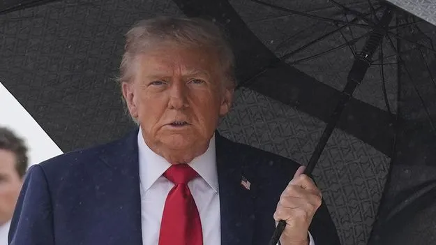 Trump Warns Russia: రష్యా యుద్ధం ముగించకుంటే ఉక్రెయిన్‌కు   తొమాహక్‌ క్షిపణులిస్తాం ట్రంప్‌ 