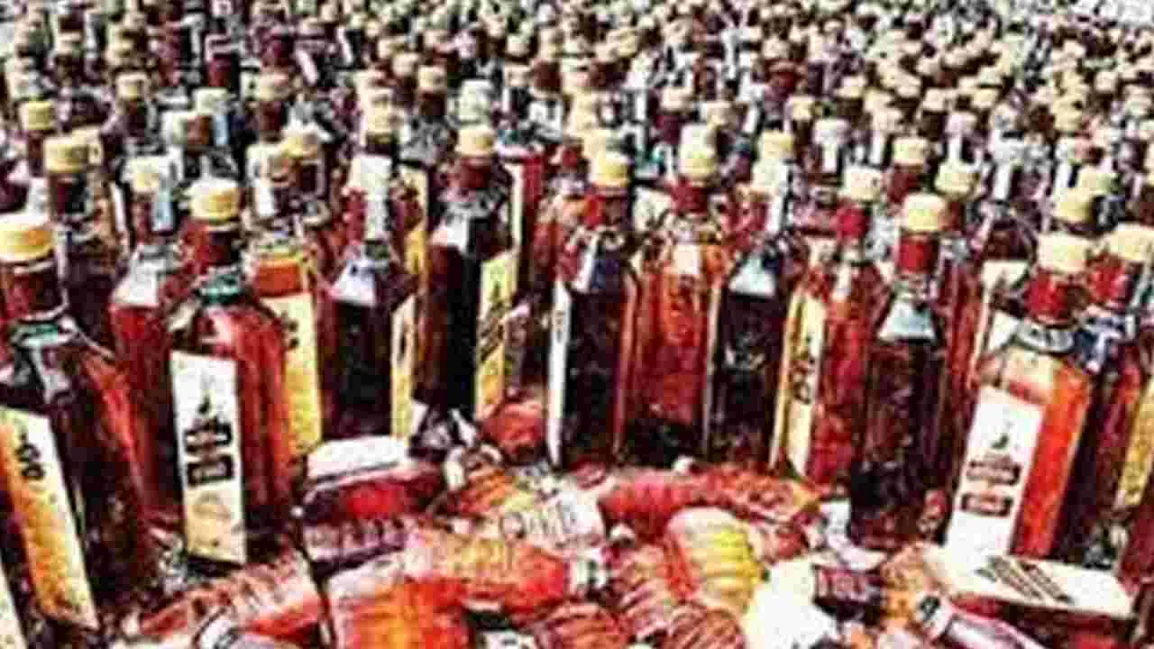 Dasara liquor sales: 697 కోట్లు