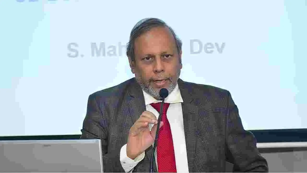 Private Investments  Should Increase: ప్రైవేట్‌ పెట్టుబడులు పెరగాలి