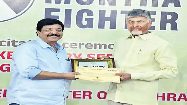 శెహబాస్‌..తుఫాన్‌ హీరోస్‌!
