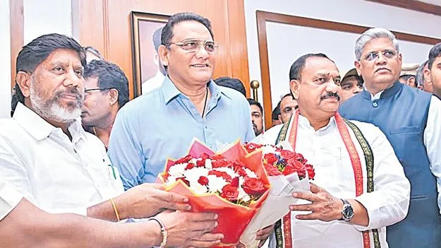Azaruddin Assumes Charge as Minister: మంత్రిని అవుతాననుకోలేదు.. సీఎంకు థ్యాంక్స్‌!