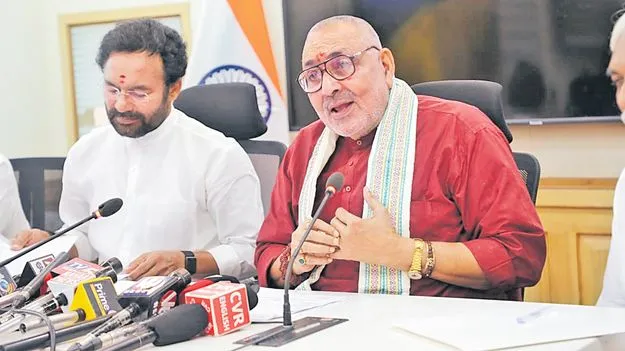 Union Minister Giriraj Singh: చివరి కిలో వరకూ పత్తి కొంటాం