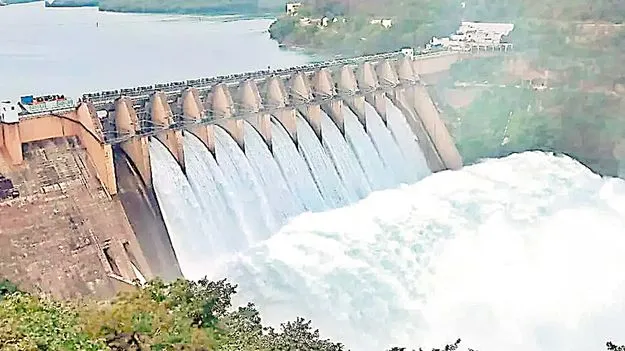 Hydropower Boom: జల విద్యుత్తుతో జెన్‌కోకు 2 వేల కోట్లు!