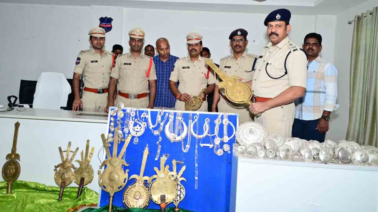 Vanaparthi: ఆభరణాల దొంగలు అరెస్ట్..