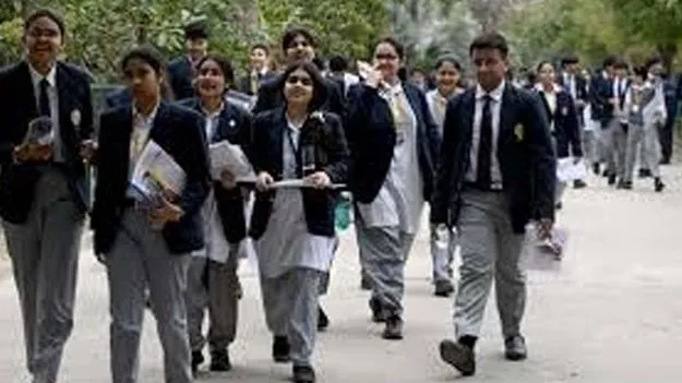 Board Exams: ఫిబ్రవరి 17 నుంచి 10, 12 తరగతుల పరీక్షలు