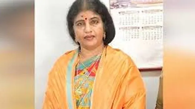 Former DSP Nalini: నవమిలోపు సమస్యను పరిష్కరించాలి