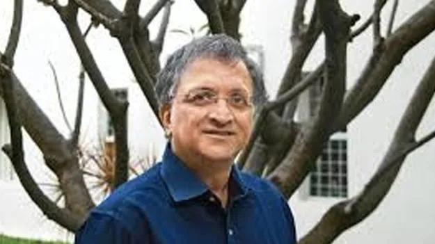 Ramachandra Guha: రామచంద్ర గుహకు మహాత్మాగాంధీ సేవా పురస్కారం