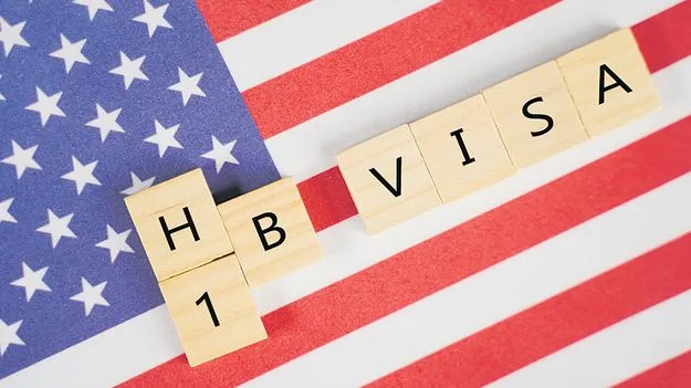 US Visa: అమెరికా వెళ్లే విద్యార్థులకు ఉపశమనం