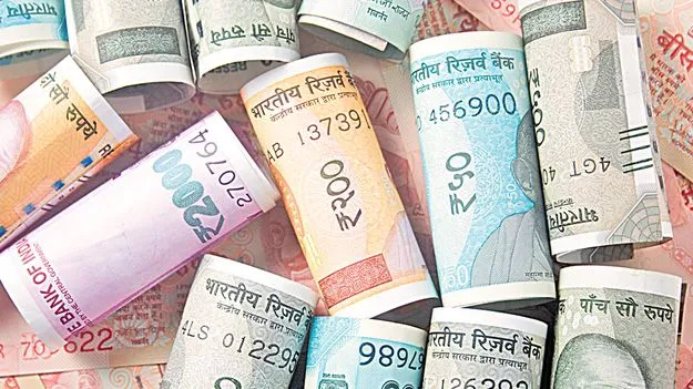  Private School Fees: పట్టణ ప్రాంతాల్లో రూ.31,782