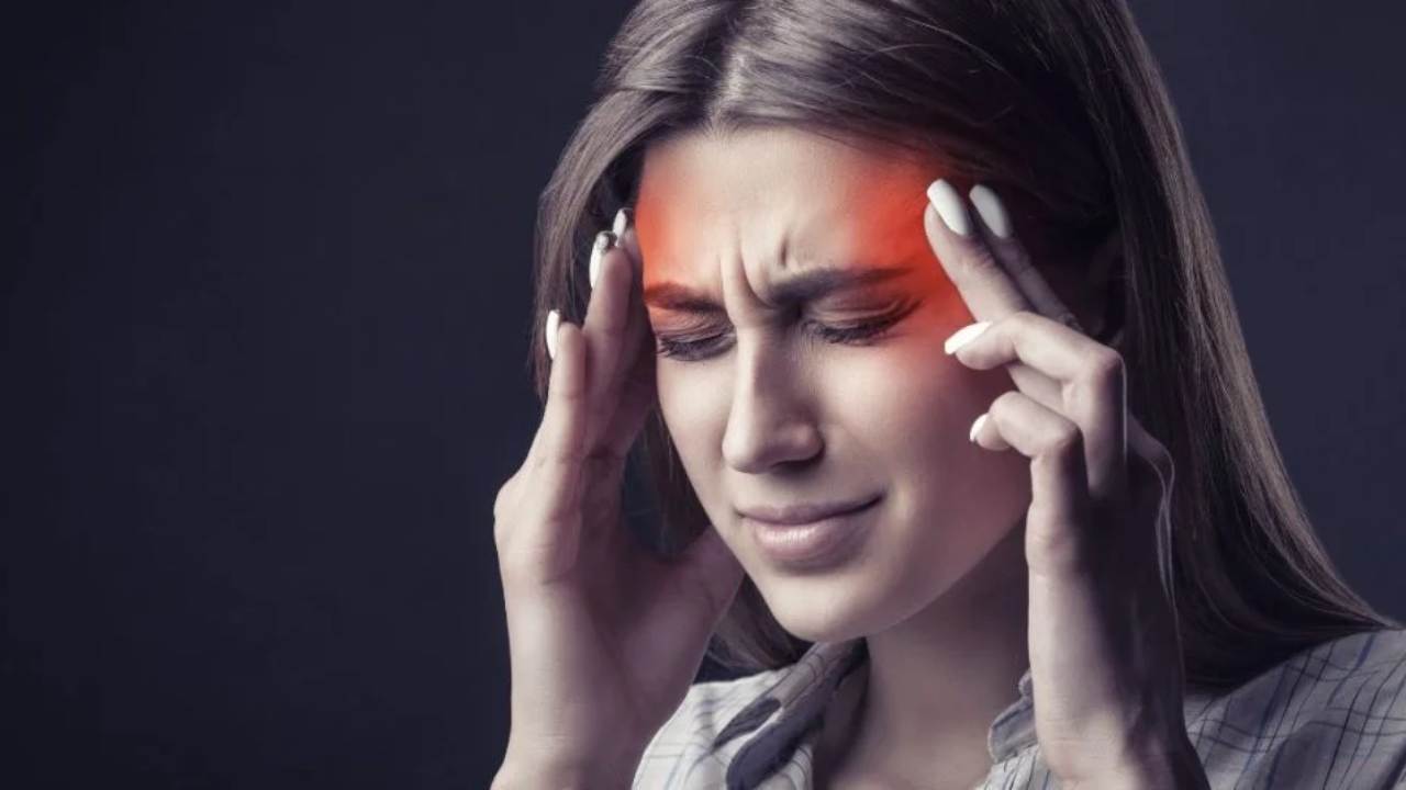 Headaches-Empty Stomach: భోజనం చేయకపోతే తలనొప్పి.. ఇలా ఎందుకంటే.. 