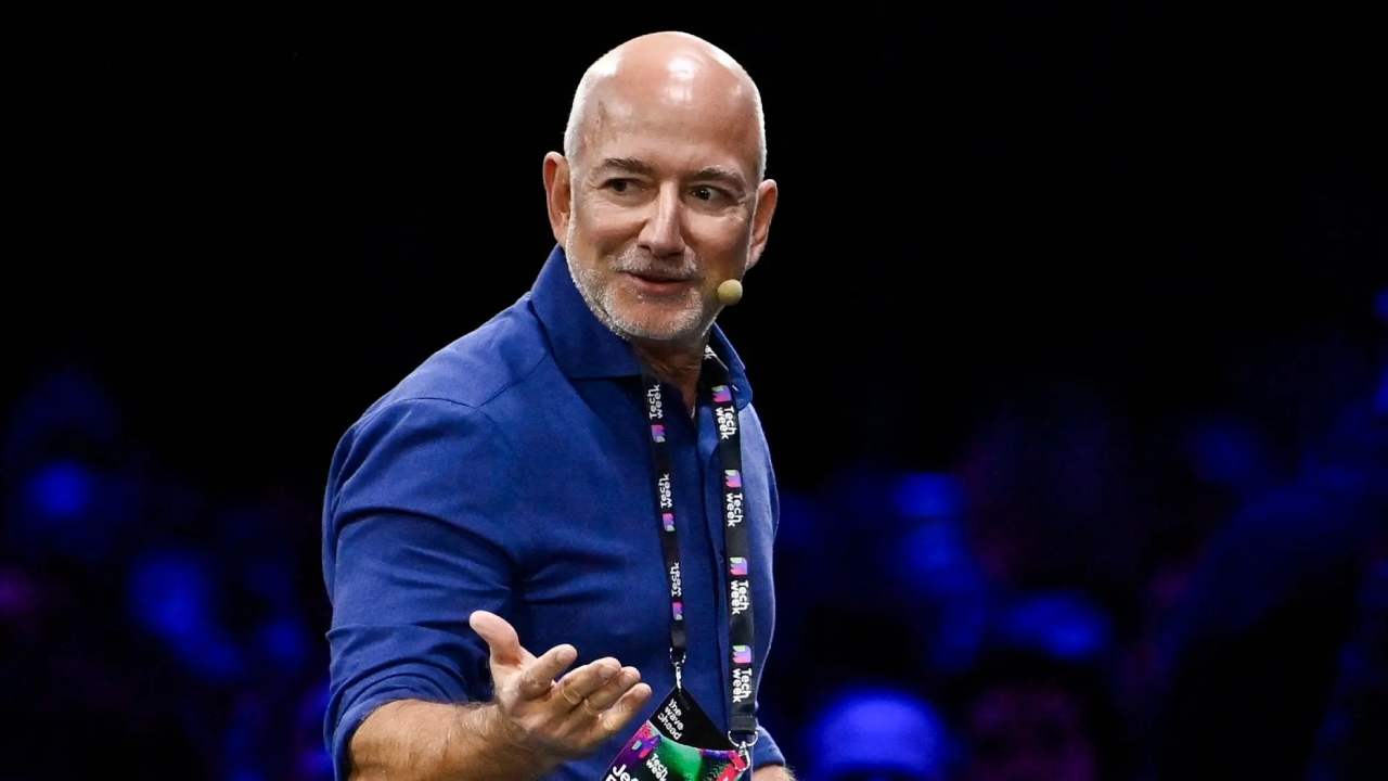 Jeff Bezos: వ్యాపారవేత్తలుగా ఎదగాలనే యువతకు జెఫ్ బెజోస్ సూచన ఇదే