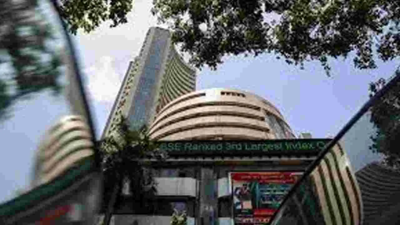 Nifty Surpasses: మళ్లీ 25,000 పైకి నిఫ్టీ 583 పాయింట్లు లాభపడిన సెన్సెక్స్‌