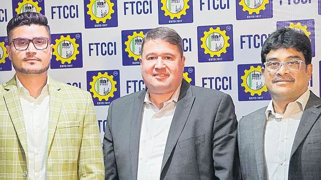 Best Way to Get US Green Card: అమెరికా గ్రీన్‌కార్డుకు అత్యుత్తమ మార్గం ఈబీ 5