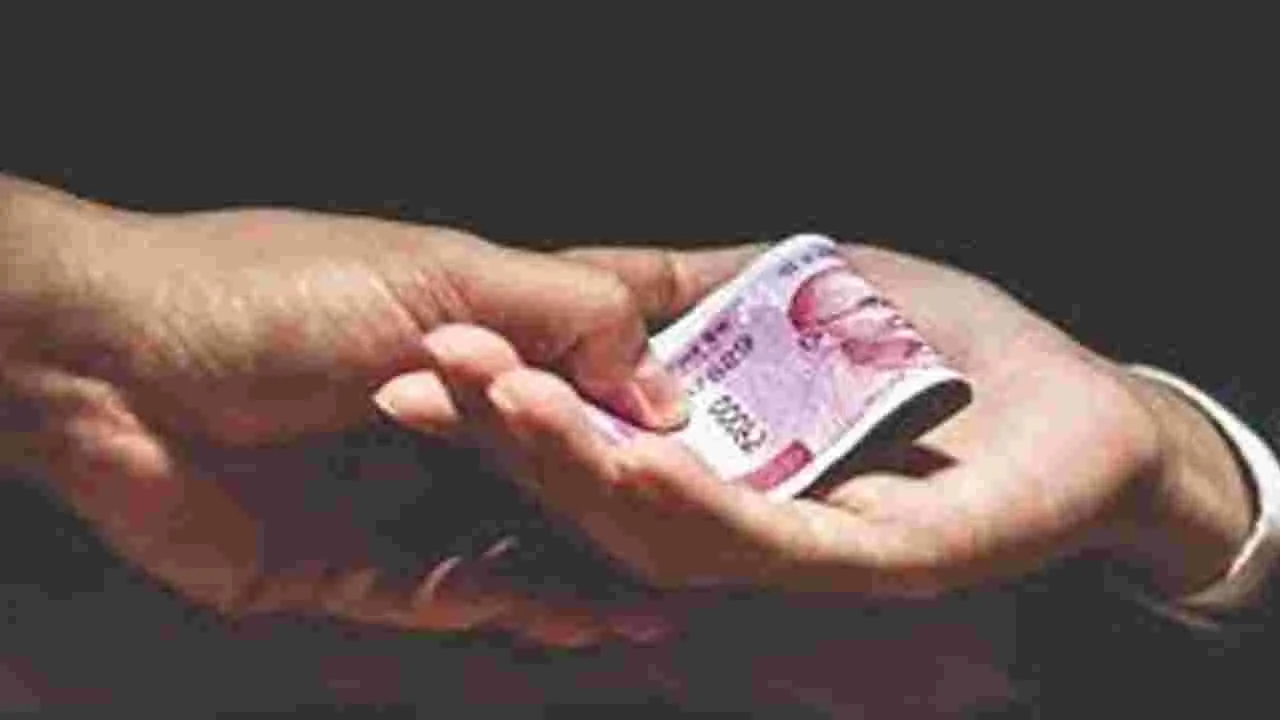 Corruption Cases: 9 నెలల్లో 203 కేసులు.. 189 మంది అరెస్టు !