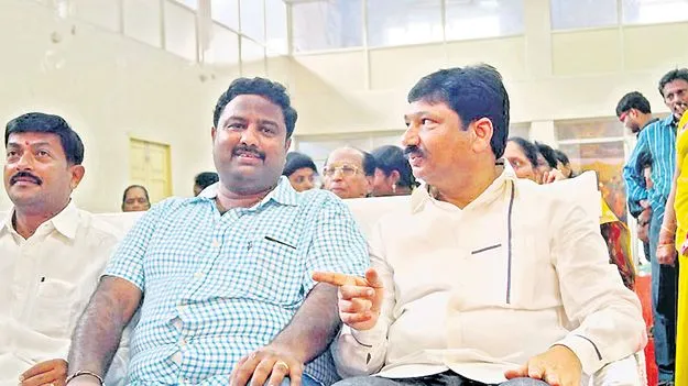 Janardhan Rao and Jogi: జనార్దనరావు జోగిబలమైన మద్యం బంధం! 