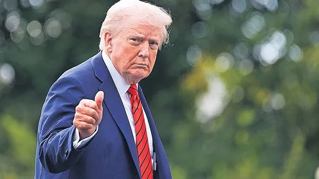 Trump Announces: చైనాపై మరో 100శాతం సుంకాలు