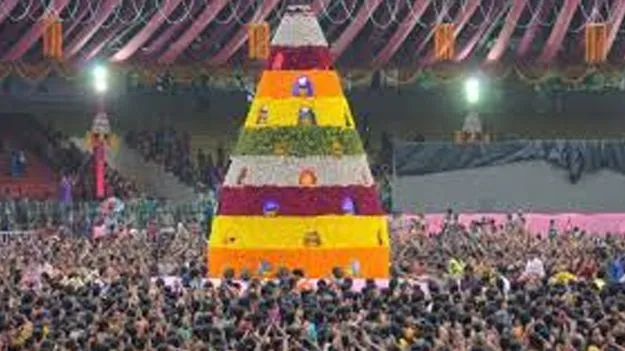 Mana Bathukamma: గిన్ని్‌సబుక్‌ వరల్డ్‌  రికార్డే లక్ష్యంగా..