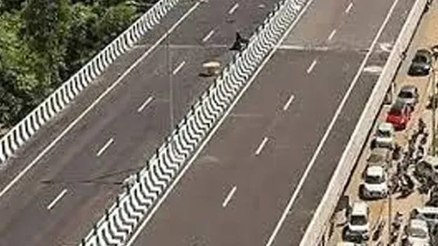 Road Accidents: రోడ్డు ప్రమాదాలకు ఇకపై కాంట్రాక్టర్‌కు జరిమానా