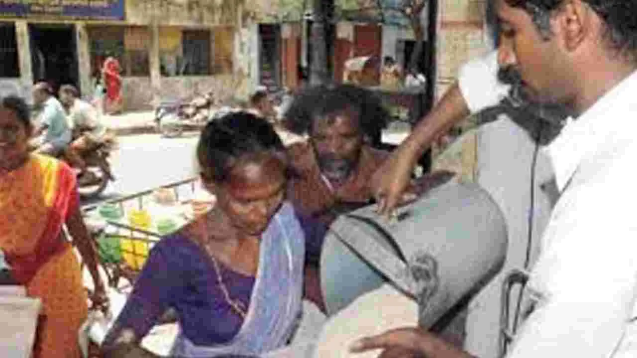 Ration Dealers Demand: నెలాఖరులోగా 124 కోట్ల బకాయిలు చెల్లించాలి