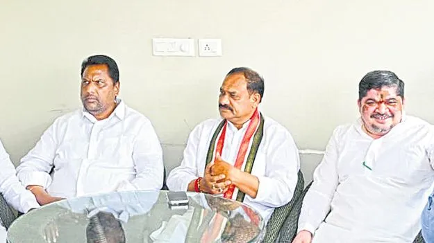 Adluri and Ponnam Resolve Dispute: అడ్లూరికి పొన్నం క్షమాపణలు