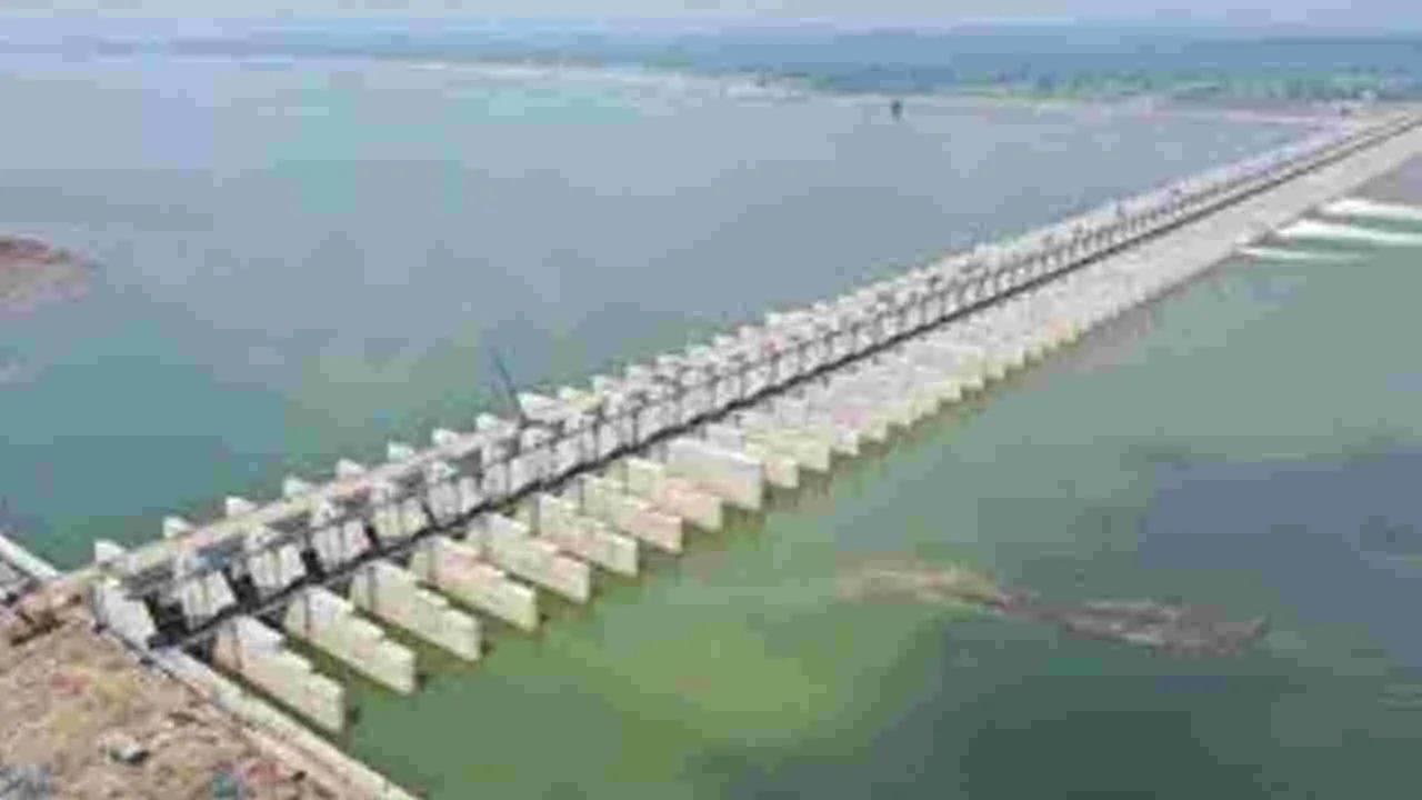 Tummidihetti Barrage: తుమ్మిడిహెట్టిపై వచ్చే నెల్లో మహారాష్ట్రకు సీఎం