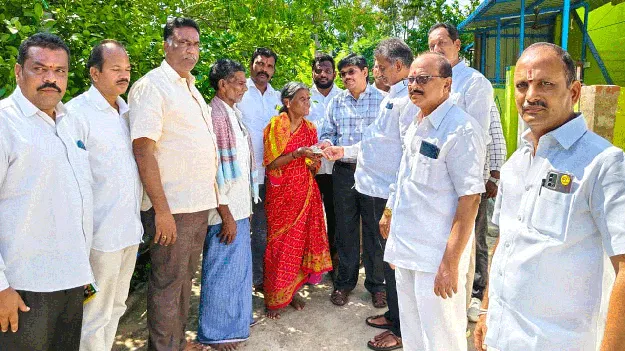 పింఛన్ల పంపిణీలో ఫస్ట్‌ ప్లేస్‌