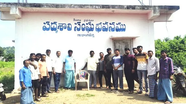  లక్ష్మణ్‌ బాపూజీ సేవలు స్ఫూర్తిదాయకం