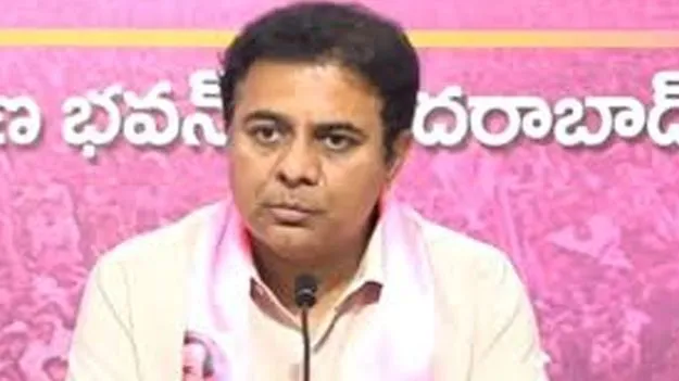 KTR Attacks Congress: ఇంటింటికీ కాంగ్రెస్‌ బకాయిల కార్డు!