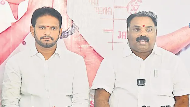 కులాల మధ్య చిచ్చుకు వైసీపీ యత్నం