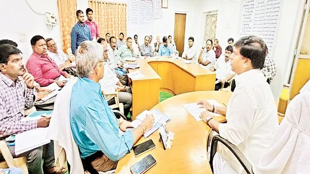 పది వేల ఎకరాలకు సాగునీరు 