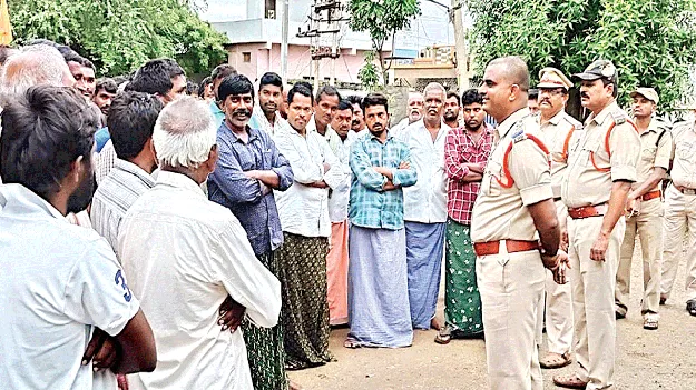 అల్లర్లకు పాల్పడితే చర్యలు : సీఐ 