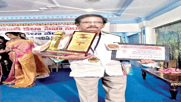 గంగాధర్‌కు కీర్తిచక్ర పురస్కారం 
