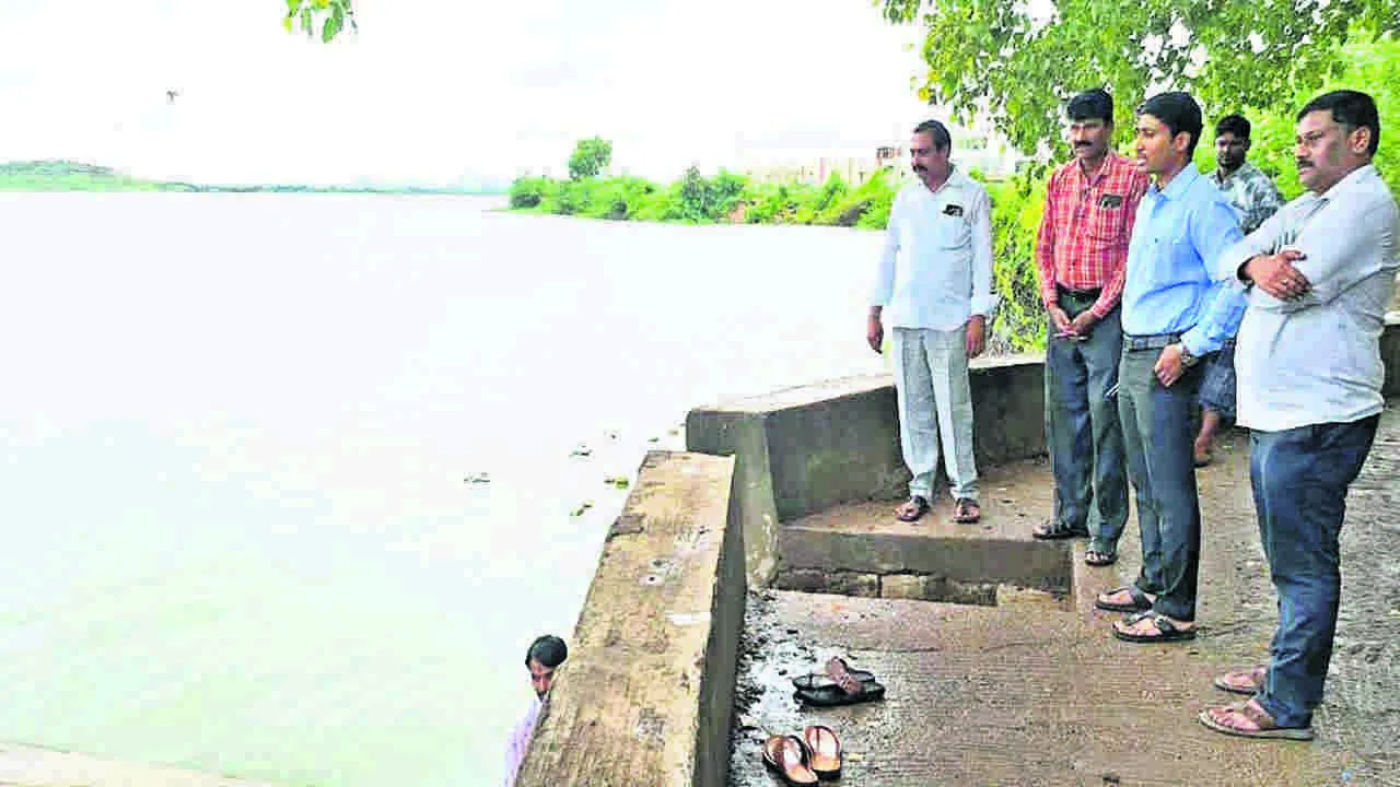 RDO: అప్రమత్తంగా ఉండాలి: ఆర్డీఓ