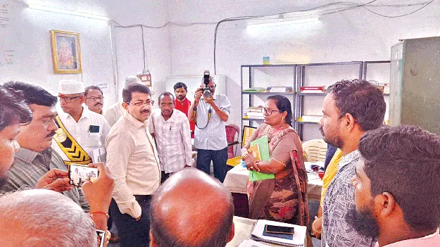  సిబ్బంది అందుబాటులో ఉండాలి