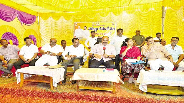   కోటబొమ్మాళి అభివృద్ధికి సహకరించాలి: మంత్రి 