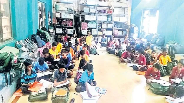 ‘ఏకలవ్య’ కష్టాలు!