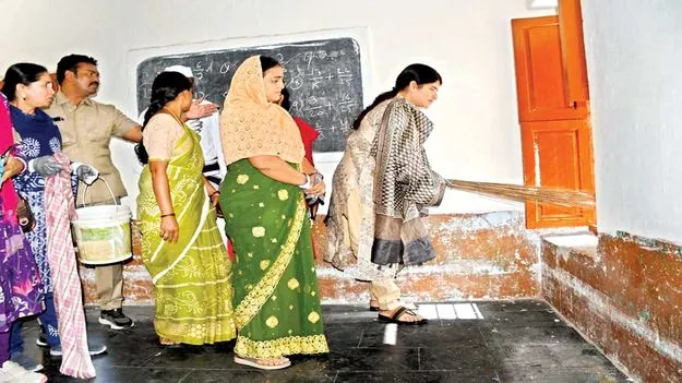 పరిశుభ్రమైన వాతావరణం కల్పించాలి