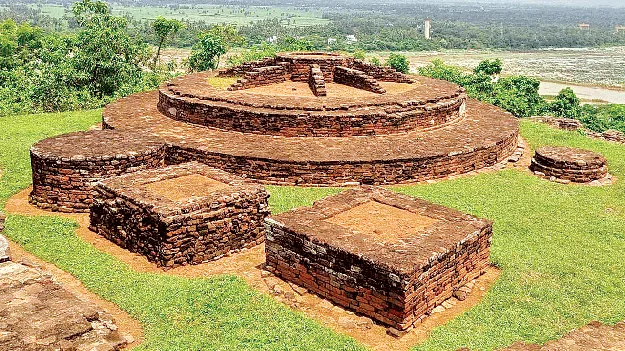 సహజ అందాలు