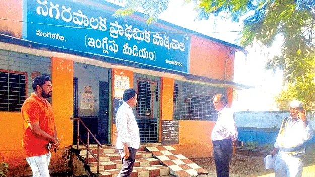 ప్రజలంతా అప్రమత్తంగా ఉండాలి