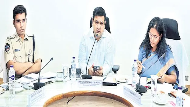 సహాయక చర్యల్లో నిర్లక్ష్యం వద్దు