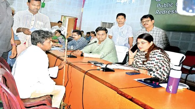 అప్రమత్తంగా ఉండండి 