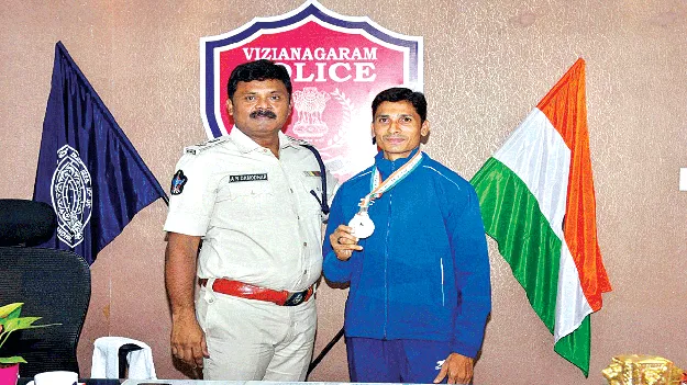  జూడో పోటీల్లో మెరిసిన మూర్తి