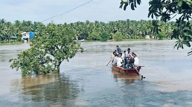 గోదావరి ఉధృతి