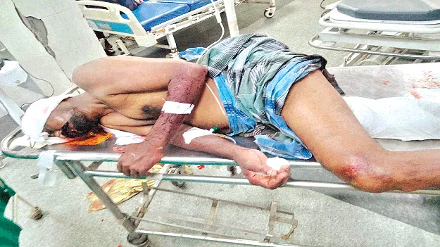 వాహనం ఢీకొని గుర్తుతెలియని వ్యక్తి మృతి